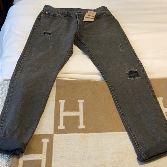 Brand new Levi black washed denim jeans. - Picture 5 of 8